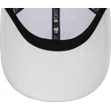 biala-czapka-z-zakrzywionym-daszkiem-regulowana-9forty-repreve-outline-new-york-yankees-mlb-od-new-era