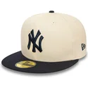 gorra-plana-beige-y-azul-marino-ajustada-59fifty-team-colour-de-new-york-yankees-mlb-de-new-era