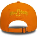 gorra-curva-naranja-ajustable-9forty-hot-dog-character-de-new-era