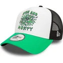 gorra-trucker-blanca-negra-y-verde-a-frame-character-de-rick-y-morty-de-new-era