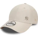 beige-justerbar-9forty-flawless-kurvkeps-new-york-yankees-mlb-fran-new-era