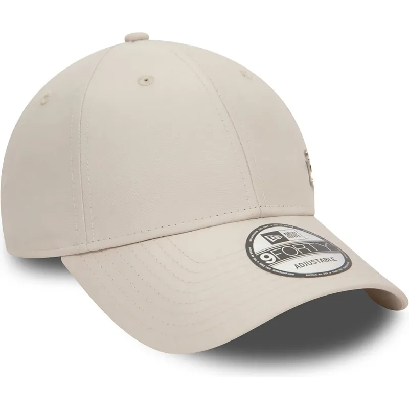 beige-verstellbare-9forty-flawless-kappe-der-new-york-yankees-mlb-von-new-era