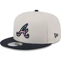 gorra-plana-beige-y-azul-marino-snapback-9fifty-4th-of-july-de-atlanta-braves-mlb-de-new-era