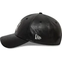 czarna-zakrzywiona-czapka-regulowana-9forty-leather-new-york-yankees-mlb-od-new-era
