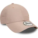 gorra-curva-beige-ajustable-con-logo-dorado-9forty-flawless-de-new-york-yankees-mlb-de-new-era