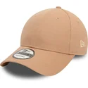 new-era-curved-brim-9forty-essential-beige-adjustable-cap