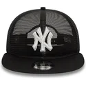 casquette-trucker-plate-noire-9fifty-embroidered-mesh-new-york-yankees-mlb-new-era