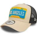 gorra-trucker-beige-y-negra-a-frame-license-plate-de-los-angeles-ciudades-y-playas-de-new-era