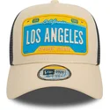 gorra-trucker-beige-y-negra-a-frame-license-plate-de-los-angeles-ciudades-y-playas-de-new-era