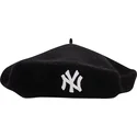 svart-dam-basker-wool-beret-fran-new-york-yankees-mlb-av-new-era