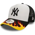 casquette-trucker-blanche-et-noire-a-frame-flame-new-york-yankees-mlb-new-era