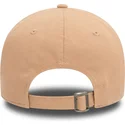 casquette-courbee-rose-claire-ajustable-9forty-pin-new-era