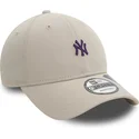 new-era-curved-brim-purple-logo-9forty-repreve-mini-logo-new-york-yankees-mlb-beige-adjustable-cap