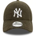 grune-verstellbare-9forty-kappe-borg-der-new-york-yankees-mlb-von-new-era
