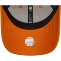 gorra-curva-naranja-ajustable-para-mujer-con-logo-naranja-9forty-league-essential-de-new-york-yankees-mlb-de-new-era