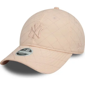 Rosa justerbar damkeps med böjd skärm 9TWENTY Padded New York Yankees MLB från New Era