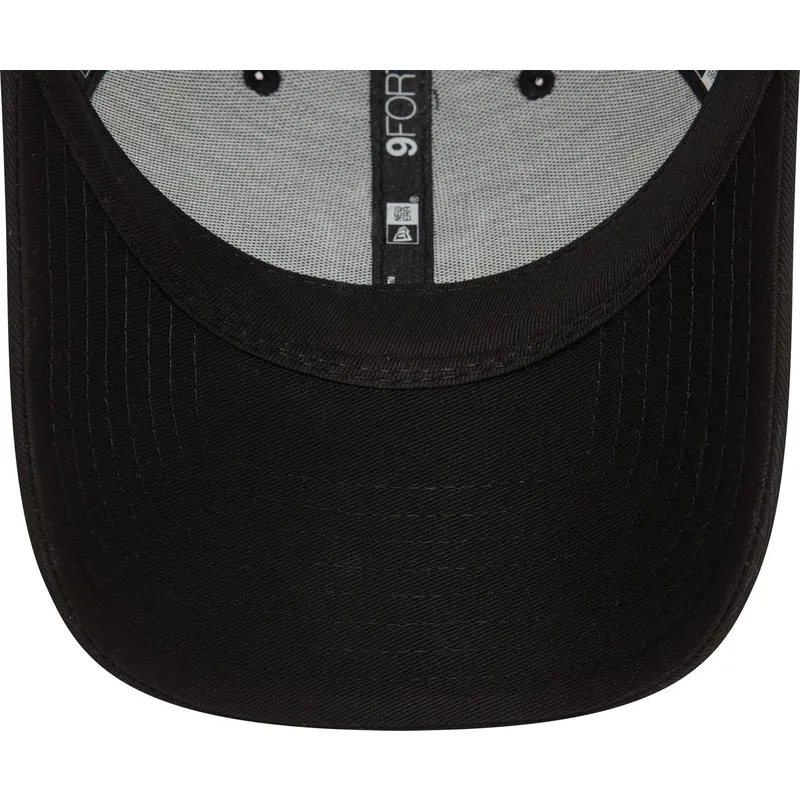 czapka-trucker-czarna-regulowana-z-czarnym-logo-9forty-home-field-new-york-yankees-mlb-new-era