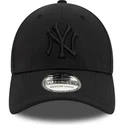 casquette-courbee-noire-ajustee-avec-logo-noir-39thirty-stretch-nylon-new-york-yankees-mlb-new-era