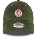 casquette-courbee-verte-ajustable-9twenty-cord-new-york-etats-et-pays-new-era