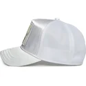 gorra-trucker-blanca-ciervo-legendary-wait-for-it-the-farm-total-whiteout-de-goorin-bros