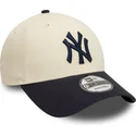 gorra-curva-beige-y-azul-marino-ajustable-9forty-colour-block-de-new-york-yankees-mlb-de-new-era