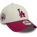 casquette-courbee-beige-et-rouge-ajustable-avec-logo-rouge-9forty-world-series-patch-los-angeles-dodgers-mlb-new-era