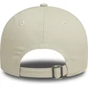 beige-verstellbare-damenkappe-9twenty-flame-visor-von-new-era