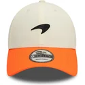 casquette-courbee-blanche-et-orange-ajustable-9forty-contrast-visor-mclaren-racing-formula-1-new-era