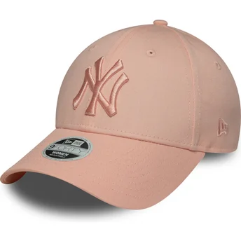 New Era MLB New York Yankees 9FORTY League Essential Damen Verstellbare Rosa Kappe mit Rosa Logo
