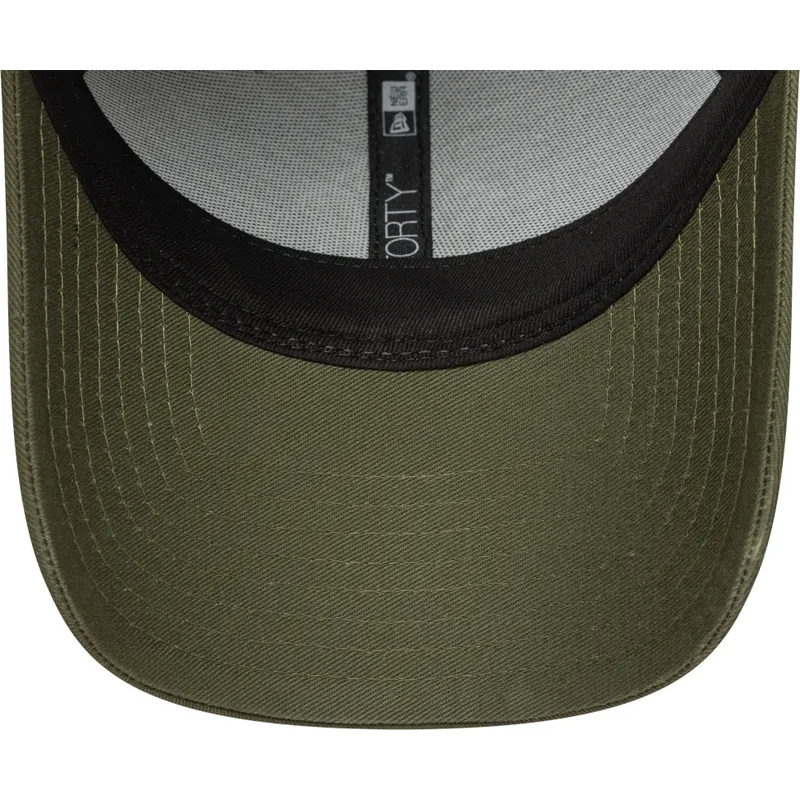 grune-verstellbare-curved-cap-mit-grunem-logo-9forty-outline-der-new-york-yankees-mlb-von-new-era