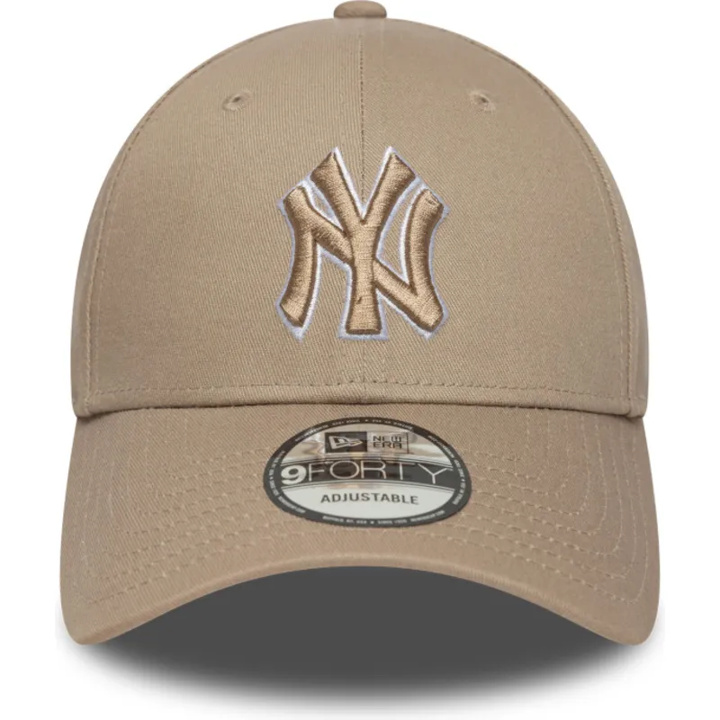 jasnobrazowa-regulowana-czapka-z-daszkiem-z-brazowym-logo-9forty-outline-new-york-yankees-mlb-new-era