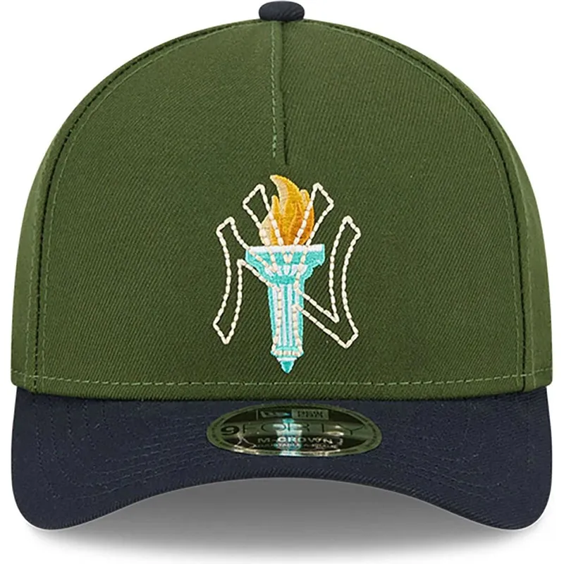 grune-und-marineblaue-snapback-kappe-9forty-m-crown-city-feature-der-new-york-yankees-mlb-von-new-era