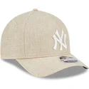 casquette-courbee-beige-snapback-9forty-m-crown-a-frame-cotton-weave-new-york-yankees-mlb-new-era