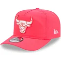 gorra-curva-rosa-ajustable-golfer-everyday-nylon-de-chicago-bulls-nba-de-new-era