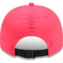 gorra-curva-rosa-ajustable-golfer-everyday-nylon-de-chicago-bulls-nba-de-new-era