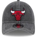 graue-verstellbare-curved-cap-9twenty-washed-contrast-der-chicago-bulls-nba-von-new-era