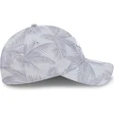 szara-zakrzywiona-czapka-z-regulacja-dla-kobiet-9twenty-leaf-open-back-spring-training-fan-pack-2025-new-york-yankees-mlb-od-new