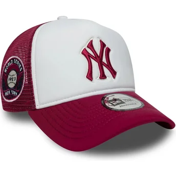 Weiße und rote Trucker-Kappe mit rotem E Frame World Series Logo der New York Yankees MLB von New Era.