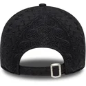 justerbar-svart-bojd-keps-for-kvinnor-med-svart-logotyp-9twenty-broderi-av-new-york-yankees-mlb-fran-new-era