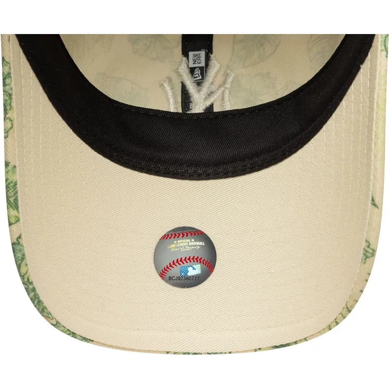 bojd-beige-justerbar-keps-for-dam-9twenty-all-over-print-tropical-fran-new-york-yankees-mlb-av-new-era