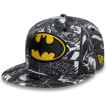 Svart platt snapback-keps för barn 9FIFTY All Over Print Batman DC Comics från New Era
