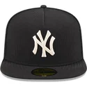 czarna-dopasowana-czapka-z-plaskim-daszkiem-59fifty-day-a-frame-new-york-yankees-mlb-new-era