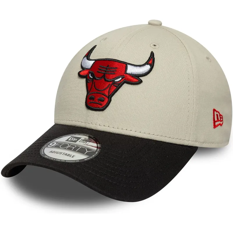 bezowo-czarna-regulowana-czapka-z-zakrzywionym-daszkiem-9forty-contrast-patch-chicago-bulls-nba-new-era