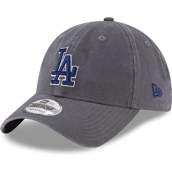 Grå justerbar kurvad keps med blå logotyp 9TWENTY Core Classic från Los Angeles Dodgers MLB av New Era