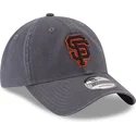 graue-verstellbare-curved-cap-9twenty-core-classic-der-san-francisco-giants-mlb-von-new-era