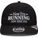 svart-justerbar-truckerkeps-9fifty-running-retro-crown-fran-new-era