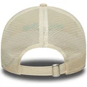 bezowa-regulowana-damska-czapka-trucker-9twenty-city-z-palm-springs-miasta-i-plaze-od-new-era