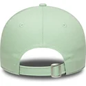 casquette-courbee-verte-ajustable-pour-femme-avec-logo-vert-9forty-metallic-logo-new-york-yankees-mlb-new-era