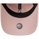 justerbar-rosa-bojd-keps-for-kvinnor-med-rosa-logotyp-9twenty-mini-washed-fran-new-york-yankees-mlb-av-new-era