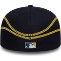marinbla-platt-keps-justerad-59fifty-chain-wrap-fran-new-york-yankees-mlb-av-new-era